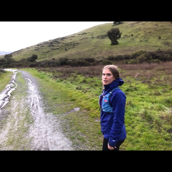 Meet your Posher, Vashti - Picture 4 of 7